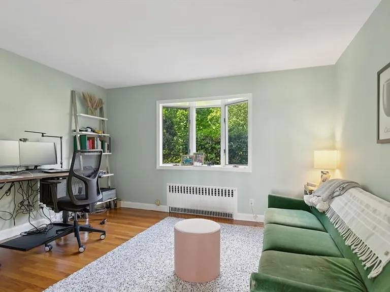 54 Shore Dr — Photo 15