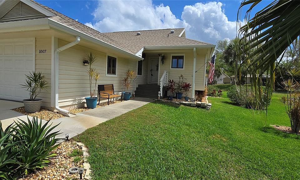 1st image of 1007 Lake Avoca Dr