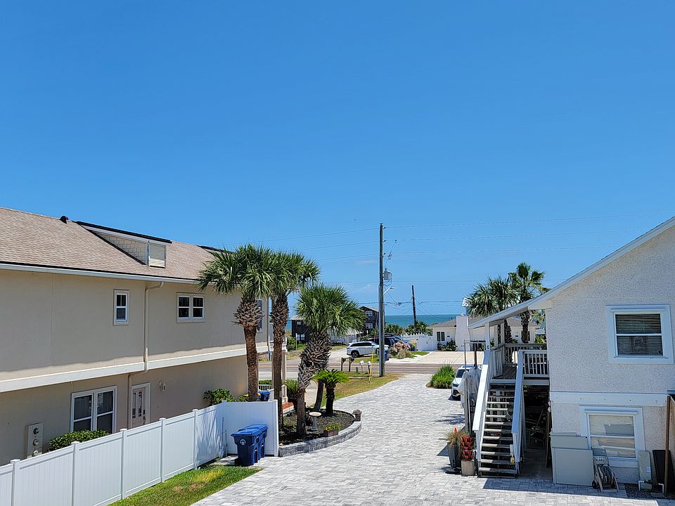 Ocean views from your front porch!