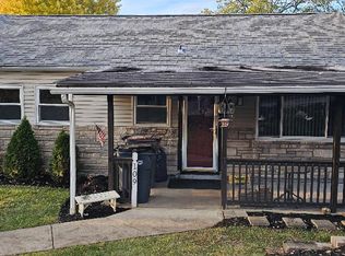 109 De Arment Pkwy, Pittsburgh, PA 15241