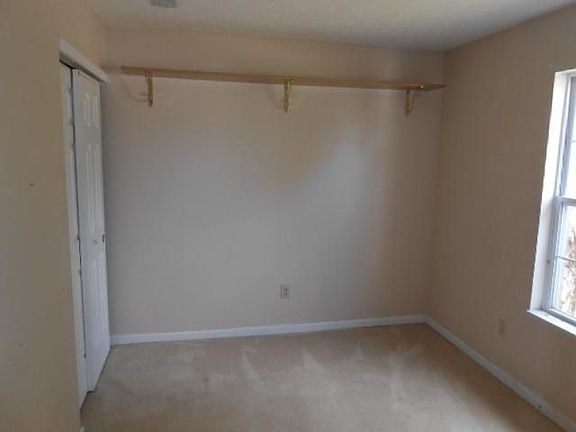 3rd image of 5827 Lakeside Manor Ave