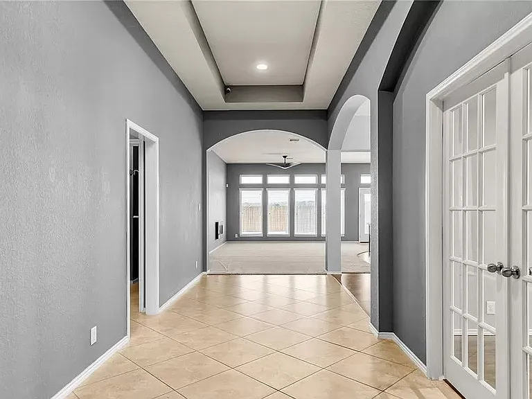 3028 Saddlehorn Dr — Photo 5