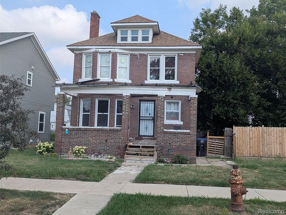 1st image of 583 Alger St