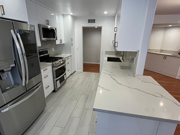2nd image of 10307 Missouri Ave APT 202