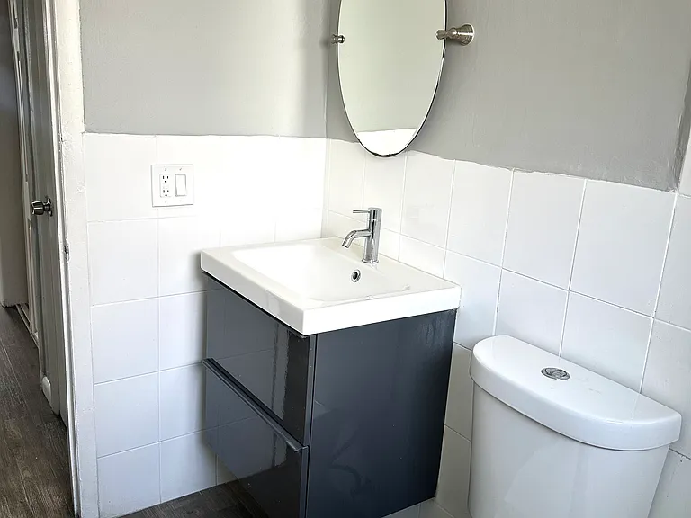 710 Meridian Ave #2 — Photo 6