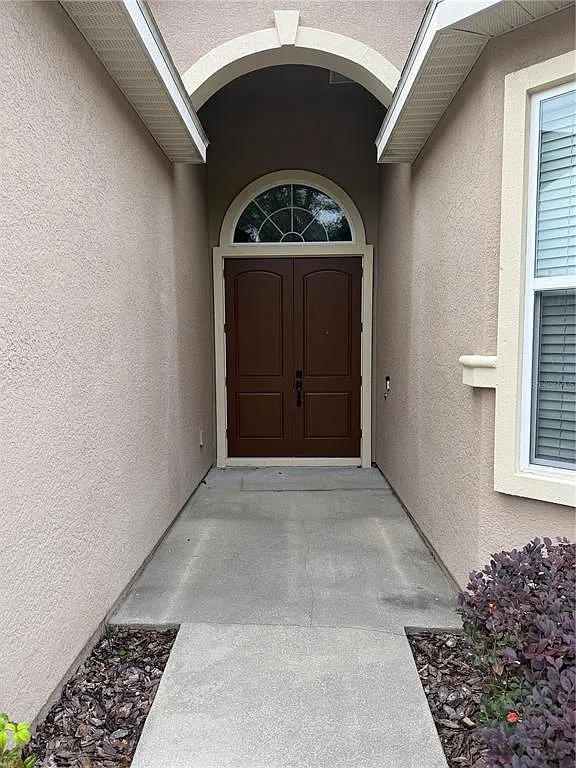 3 bed, 2.0 bath, 1574 sqft, $2,700 — Photo 3