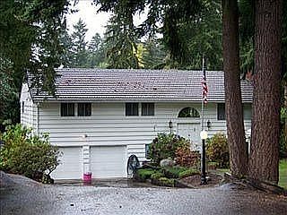 1st image of 9902 61st Ave E