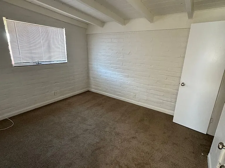 3235 E Water St — Photo 7