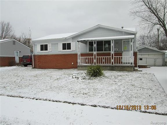 2nd image of 1063 Nash Ave