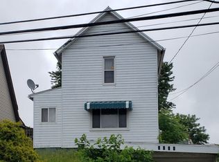 1004 Maple Ave, West Alexander, PA 15376