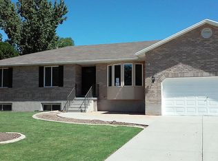 393 E Rosewood Park Ln, Draper, UT 84020