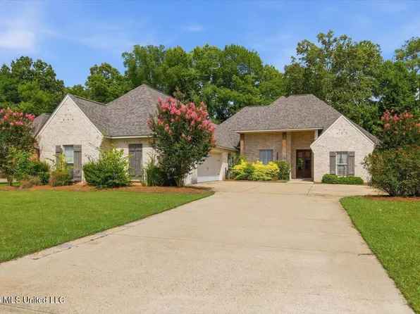 230 Grayhawk Dr, Madison, MS 39110