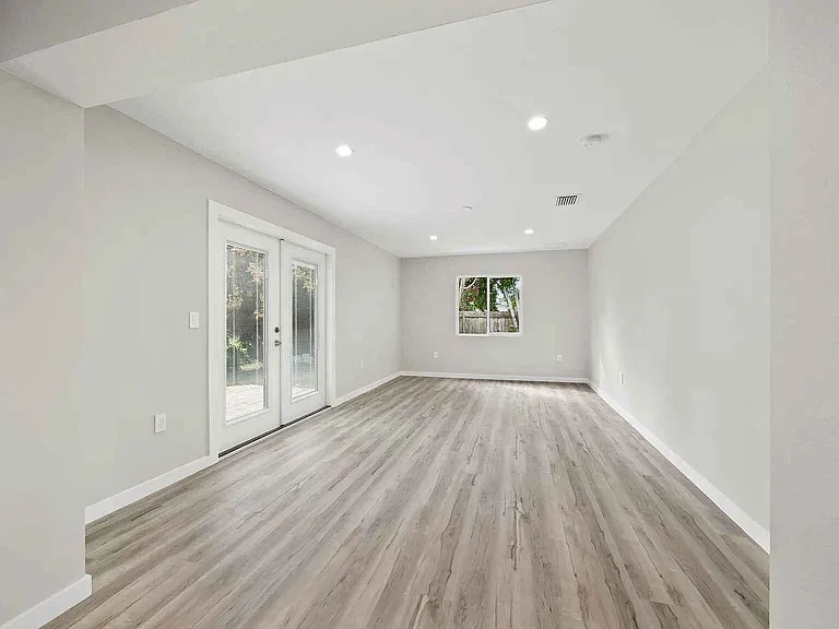 3142 Rose St — Photo 20