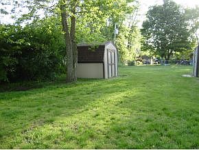 2nd image of 122 Fern Dr