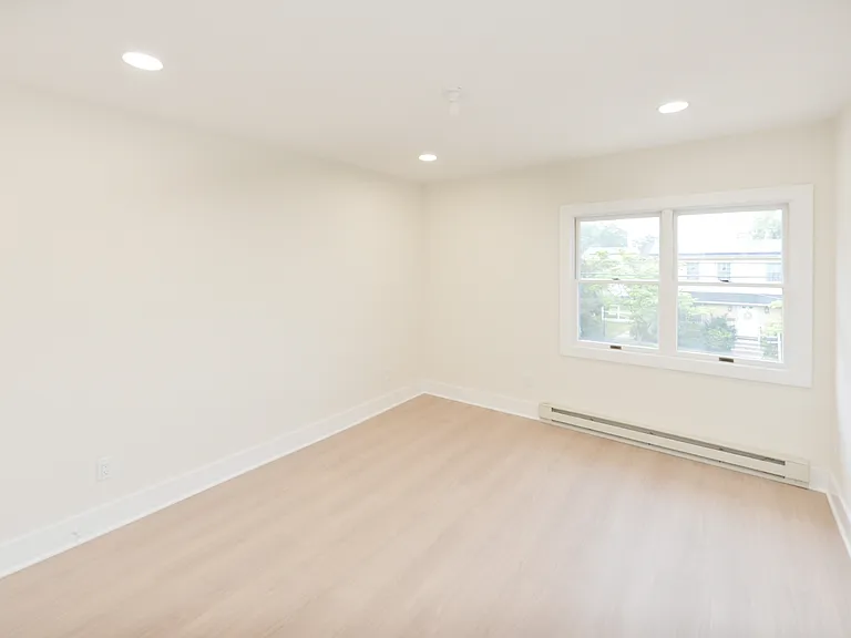 255 Rea Ave #6 — Photo 7