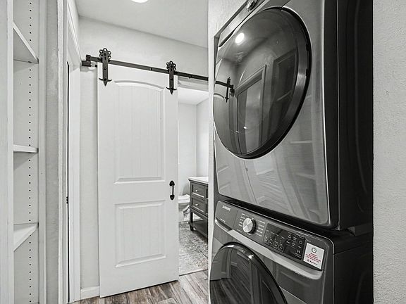 5th image of 664 S Osceola St