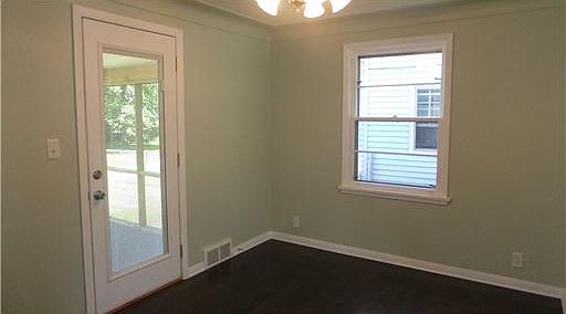 5th image of 113 E Jennings Ave