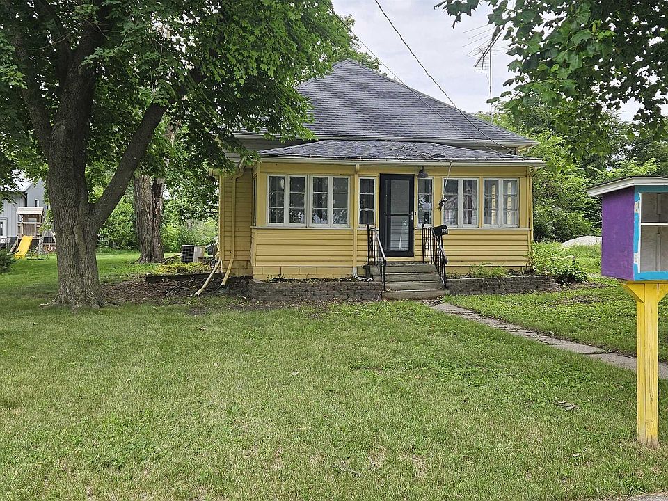 1st image of 109 W Garfield St