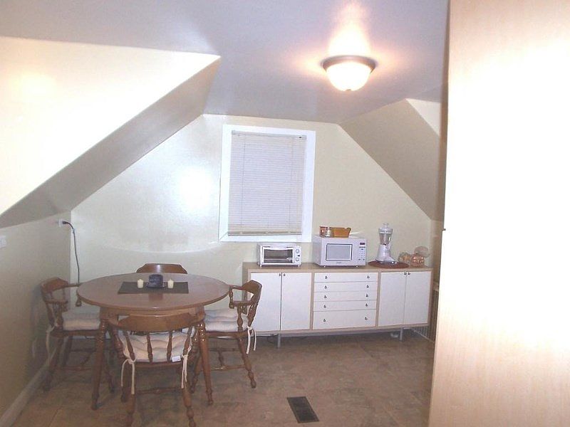 2nd image of 40 S Mountain Ave