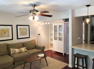 1510 W 6th St APT 207, Austin, TX 78703