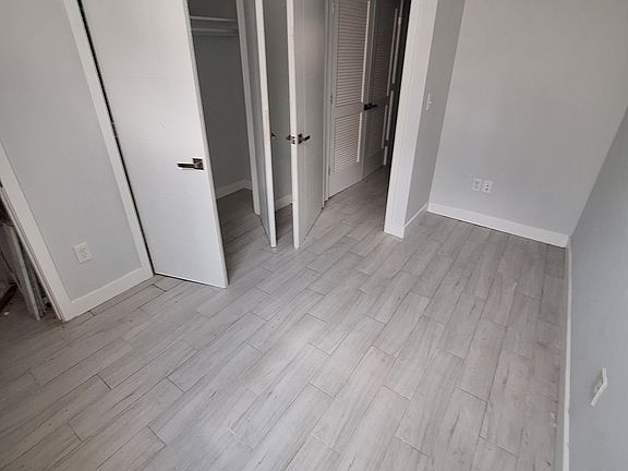 4th image of 2138 N Franklin St #1