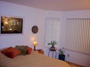 4th image of 1830 K St Unit L1