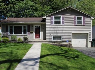 44 Burley Rd, Rochester, NY 14612