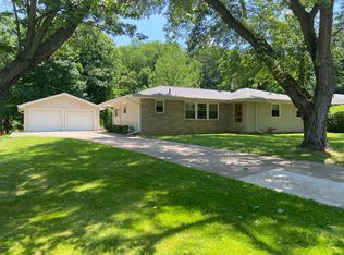 807 Jones St, Marshall, MI 49068