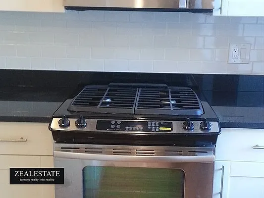 Rented by ZealEstate Group Inc | media 41