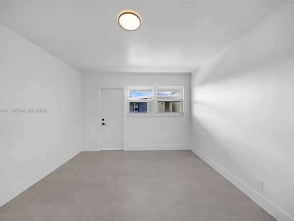 5th image of 5195 NE 18th Ave APT 3