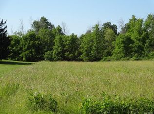 11959 Buckwheat Rd, Alden, NY 14004