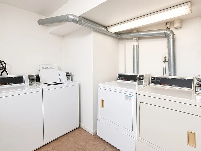 6509 N Winchester Ave #2W — Photo 6