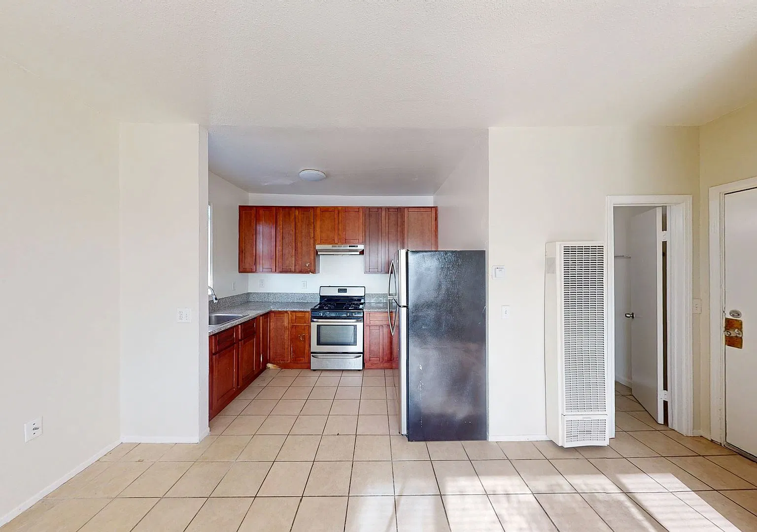 2308 Foothill Blvd — Photo 4