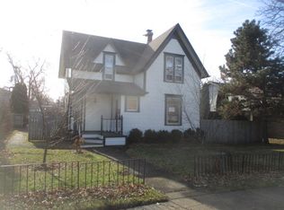61 Hawley St, Grayslake, IL 60030