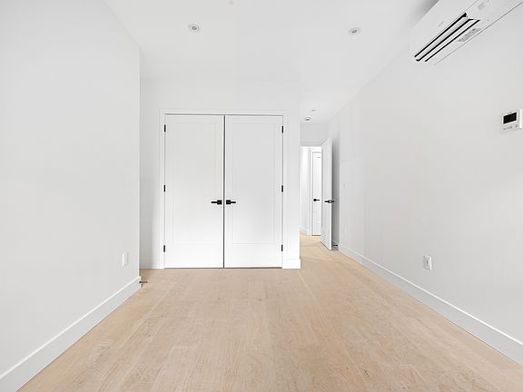 5th image of 113 W 13th St #3F