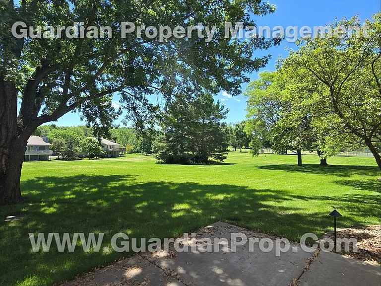 831 Pontiac Ln — Photo 14