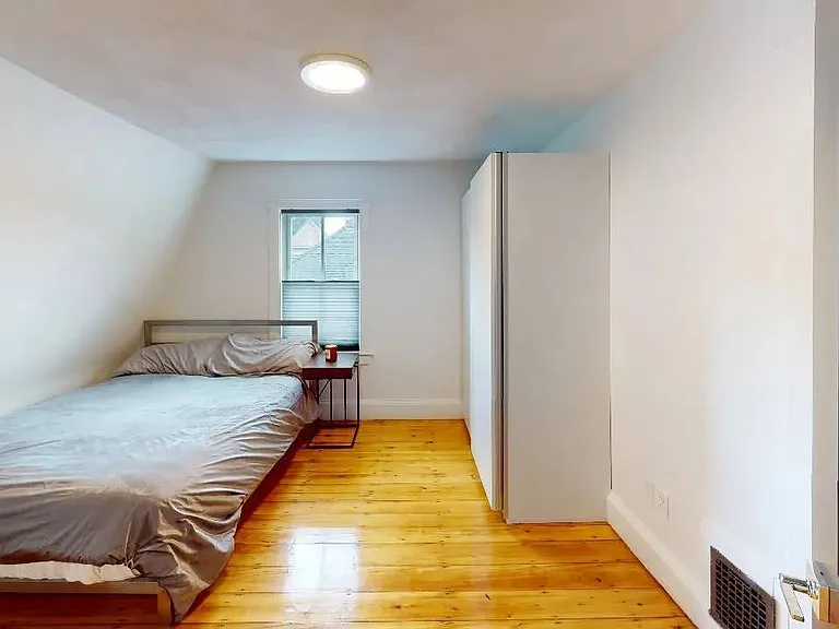154 Granite St — Photo 12