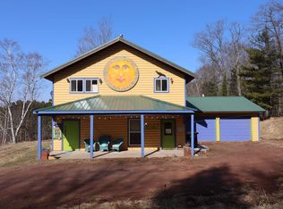 1047 10th Ave W, Washburn, WI 54891