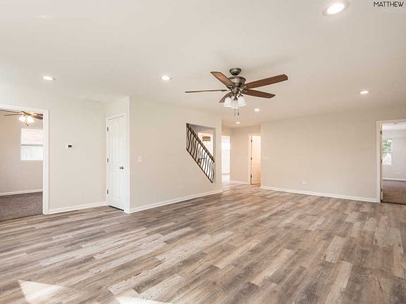 4th image of 11200 S Worth Ave