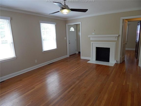 5th image of 3916 Washington Ave SE
