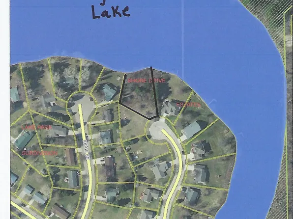 78 Shore Dr #8, Clintonville, WI 54929