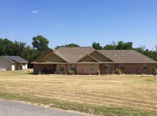 120 NW Tanyas Trl, Cache, OK 73527