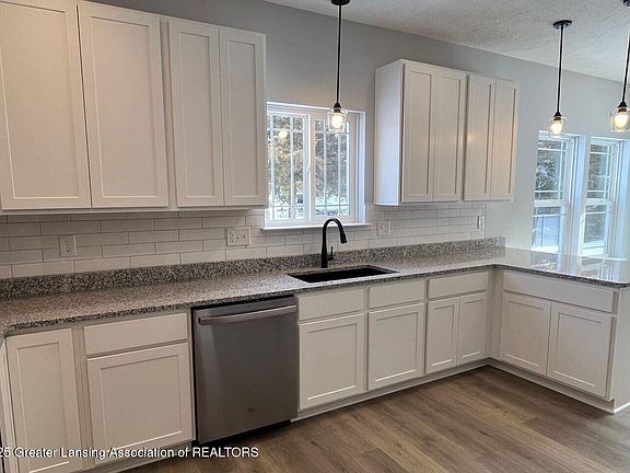 5th image of 122 Innsbrook Dr