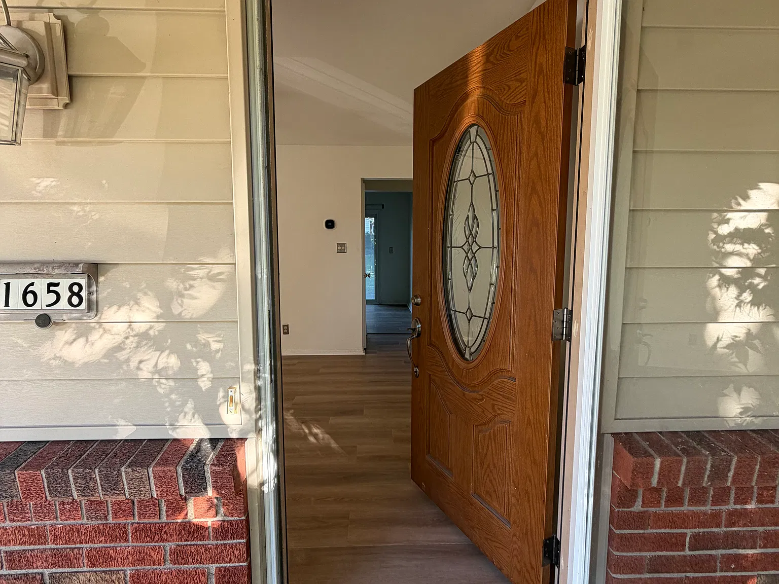3 bed, 1607 sqft, $2,150 — Photo 3