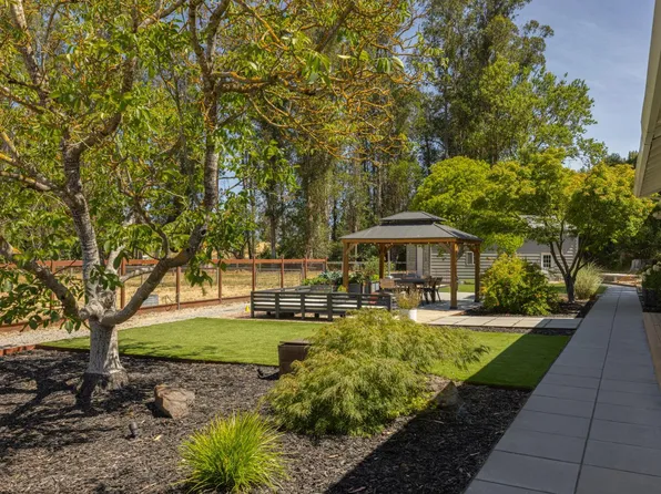 4330 Roblar Road, Petaluma, CA 94952
