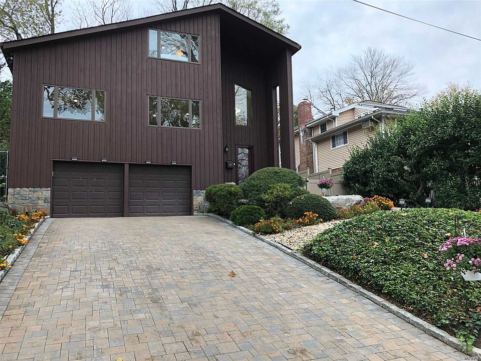 1st image of 30 Meadow Dr
