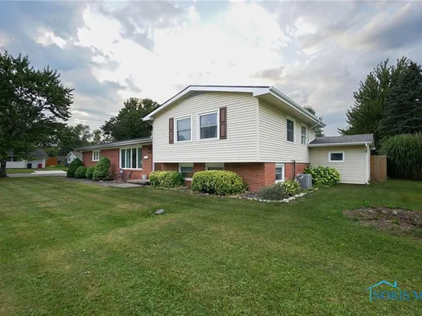 210 Willeke Ave, Ada, OH 45810