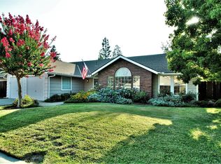7683 N 8th St, Fresno, CA