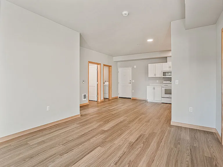 Shadow Creek Apartments — Photo 31