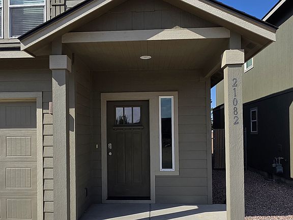 2nd image of 21082 NE Gracie Ln